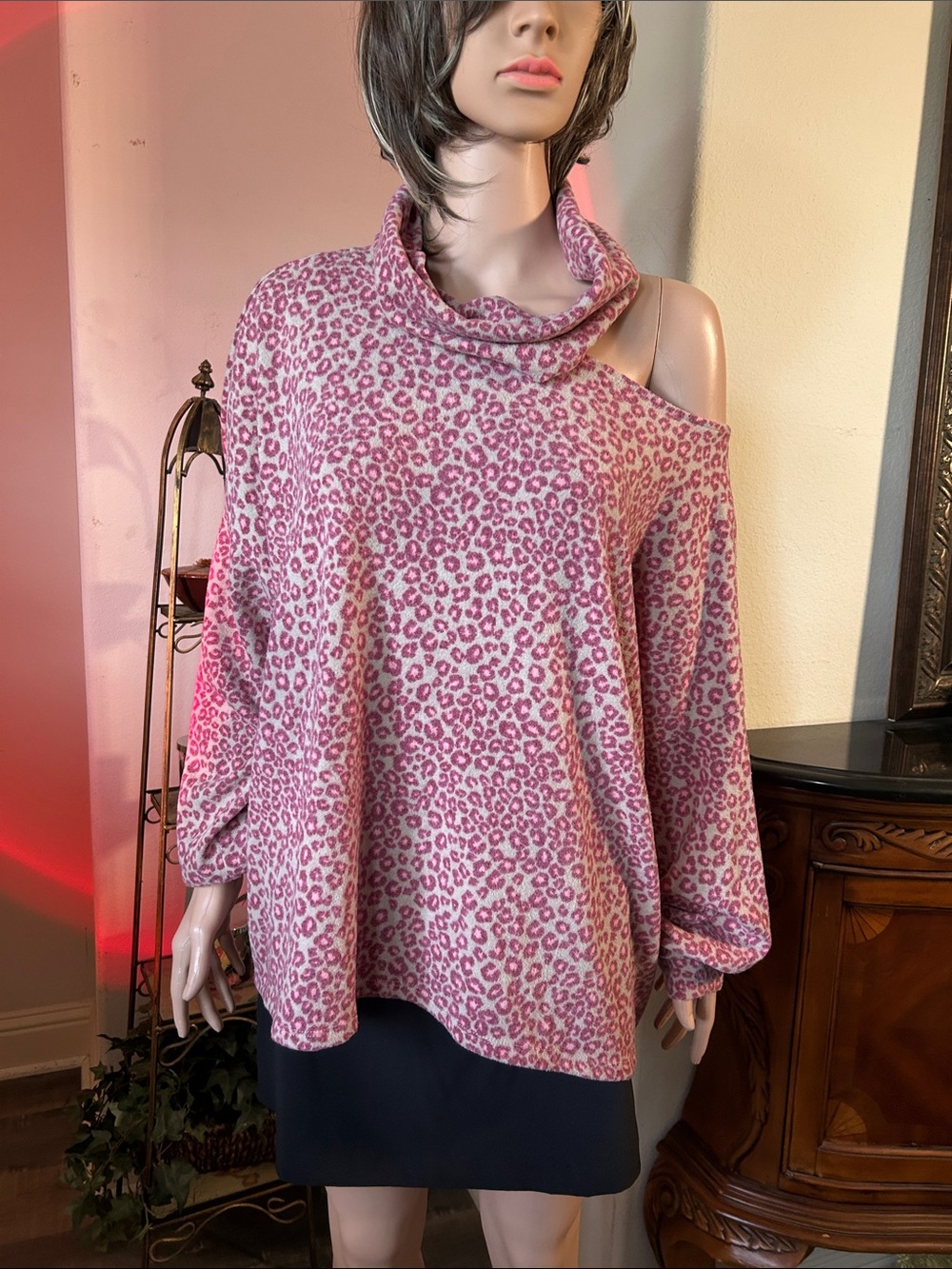 Terra & Sky Pink Leopard Print Cold-Shoulder Cowl Neck Top